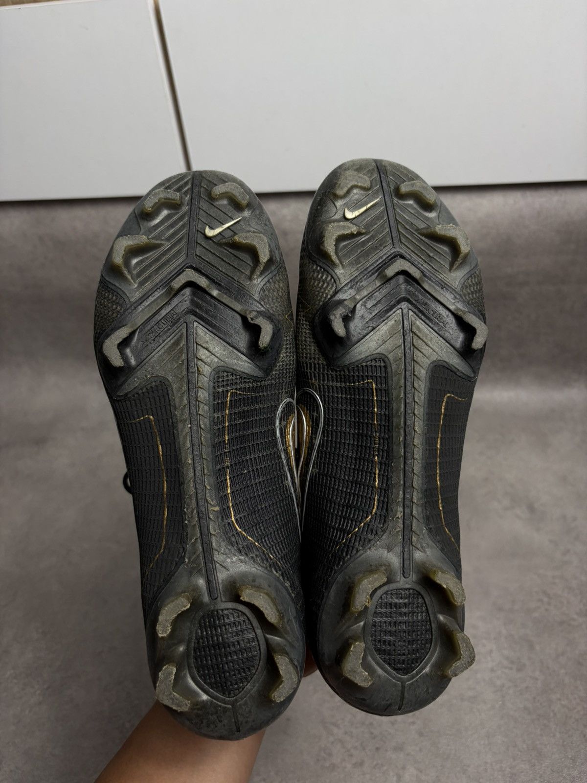 Nike Nike Mercurial Vapor 14 Elite Mens Pro Football Boots Size US 7 / EU 40 - 7 Thumbnail