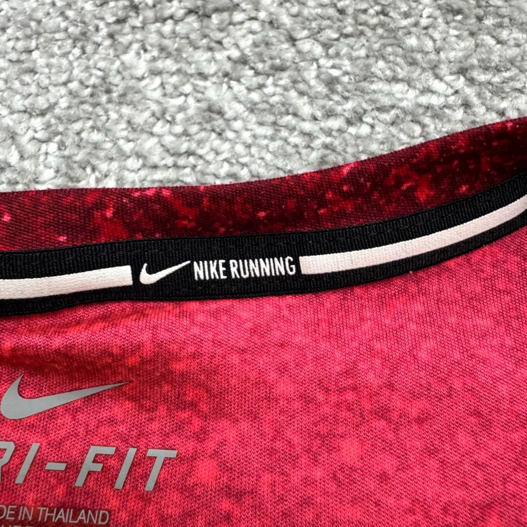 Nike Nike Dri-Fit Long Sleeve Active T-Shirt Mens XL Heather Red Crew Neck NWT Size US XL / EU 56 / 4 - 7 Thumbnail