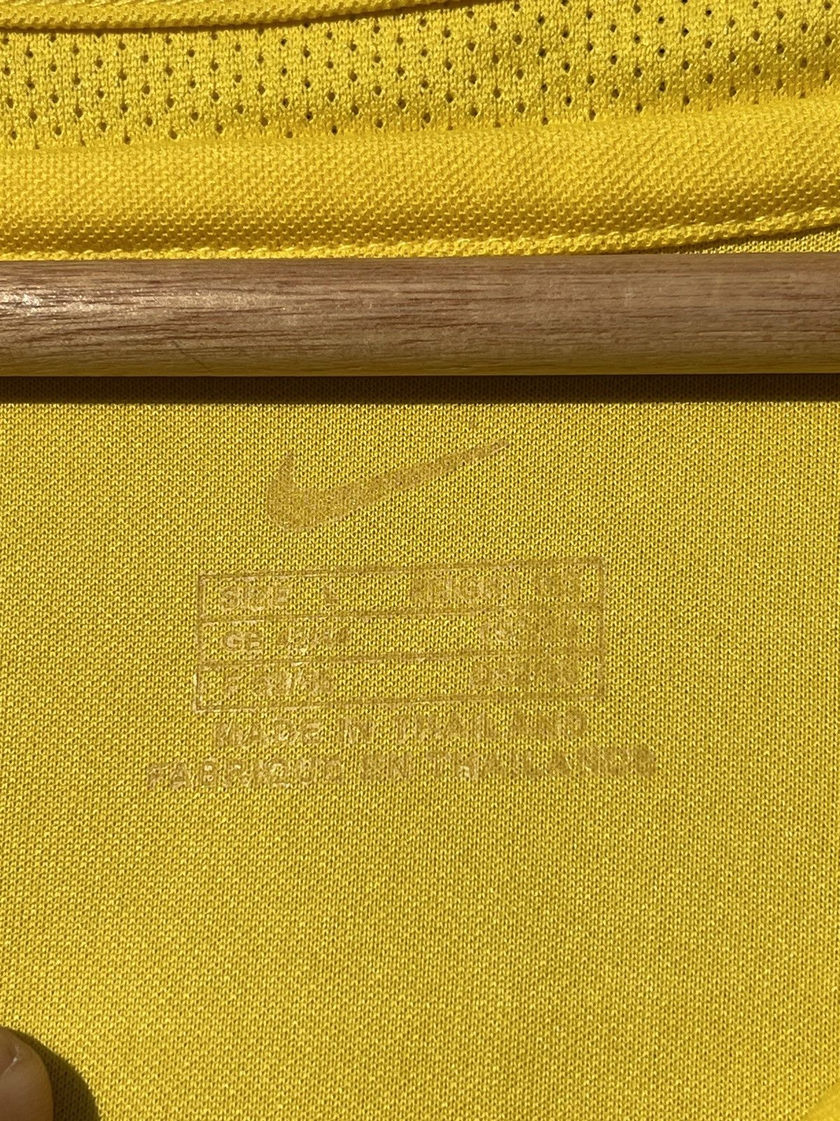 Nike 2002 Nike Brazil #11 Ronaldinho soccer jersey vintage Size US L / EU 52-54 / 3 - 11 Thumbnail