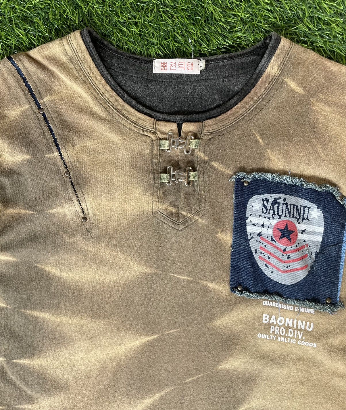 Le Grande Bleu (L.G.B.) Vintage 90s🔥Seditionaries 🔥iron Button Thrashed Faded Tee Size US M / EU 48-50 / 2 - 15 Thumbnail