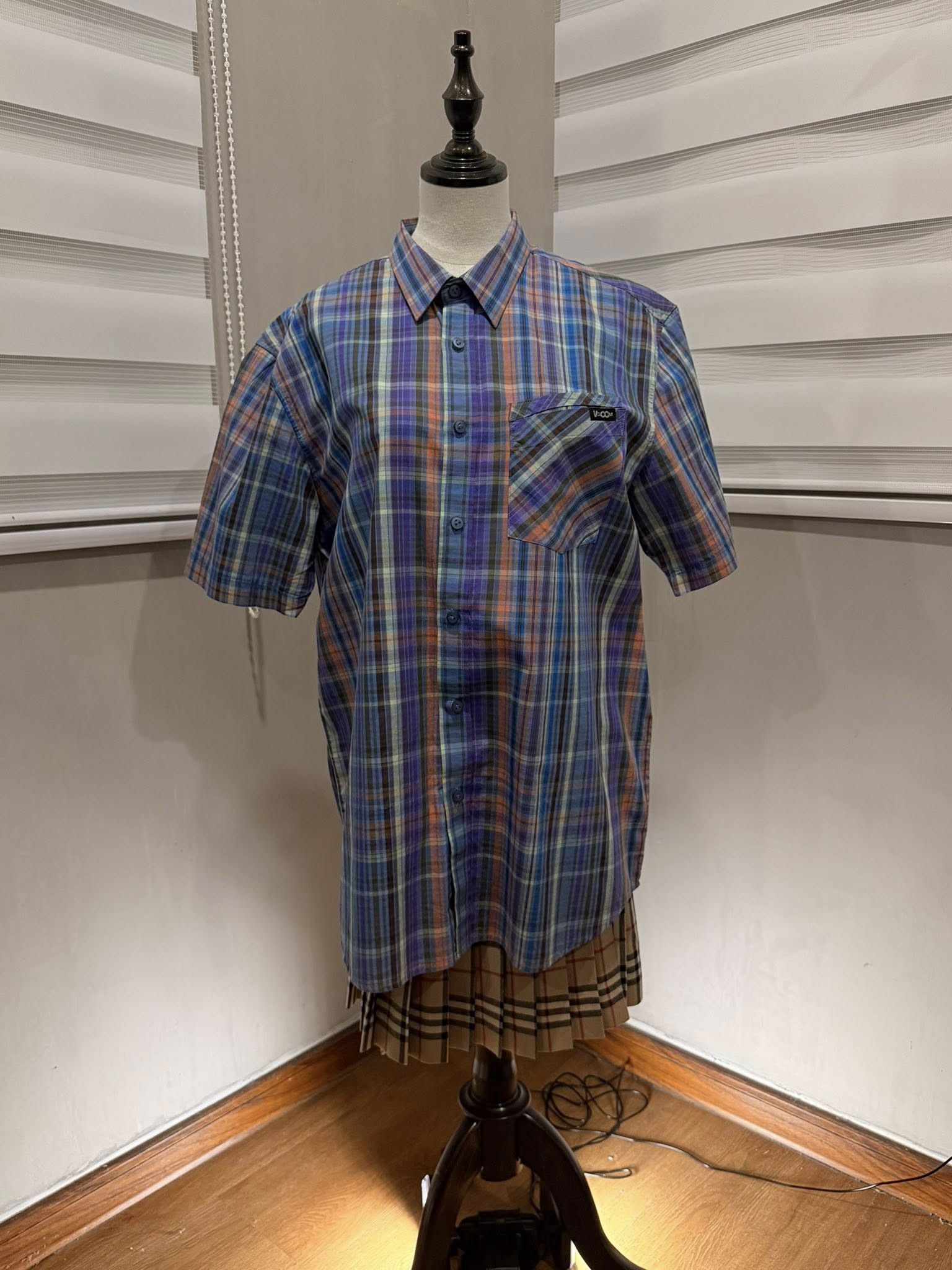 Volcom VOLCOM men button up M 2166 Size US M / EU 48-50 / 2 - 1 Thumbnail