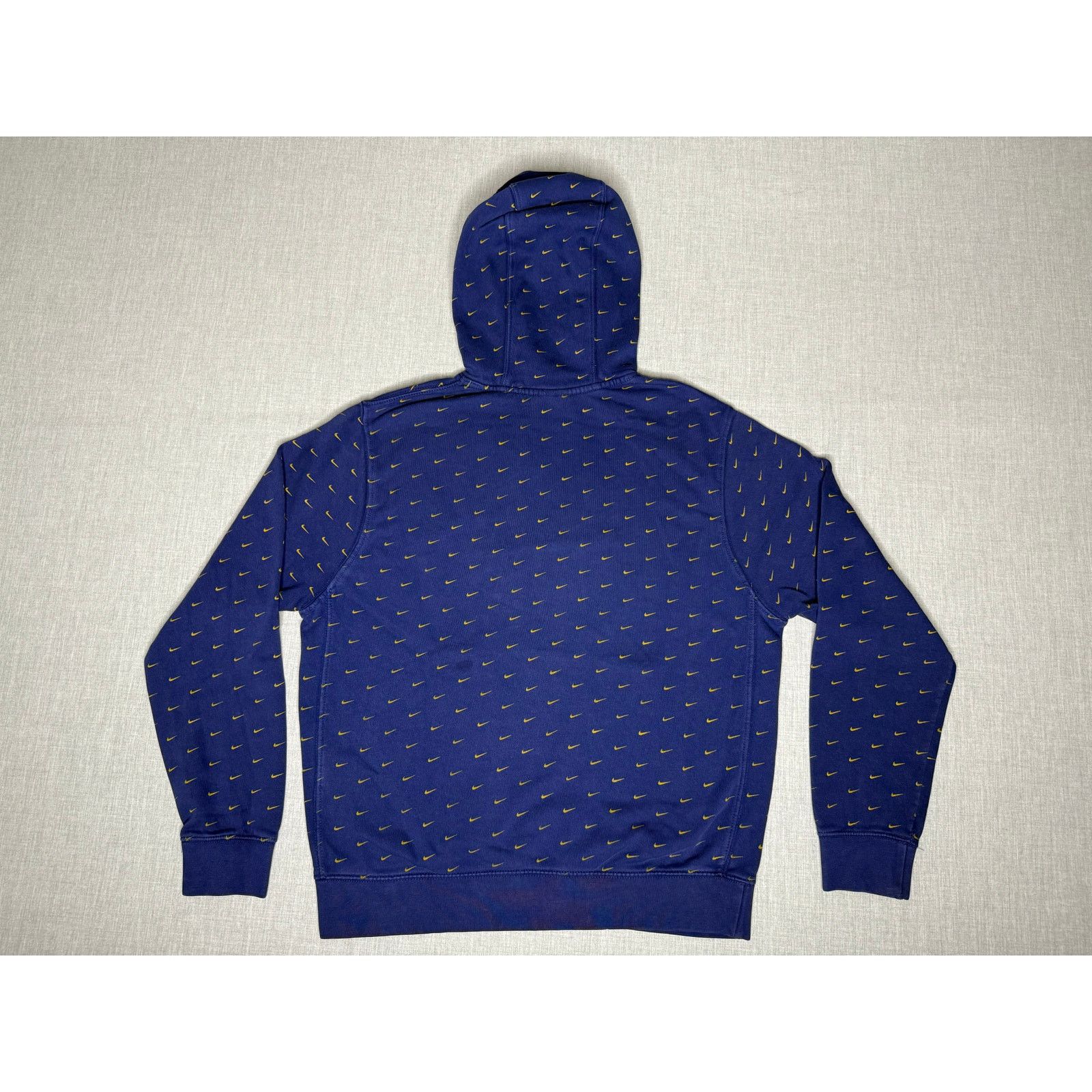 Nike Nike All Over Swoosh Logo Pullover Hoodie Sweatshirt Medium Size US M / EU 48-50 / 2 - 2 Thumbnail