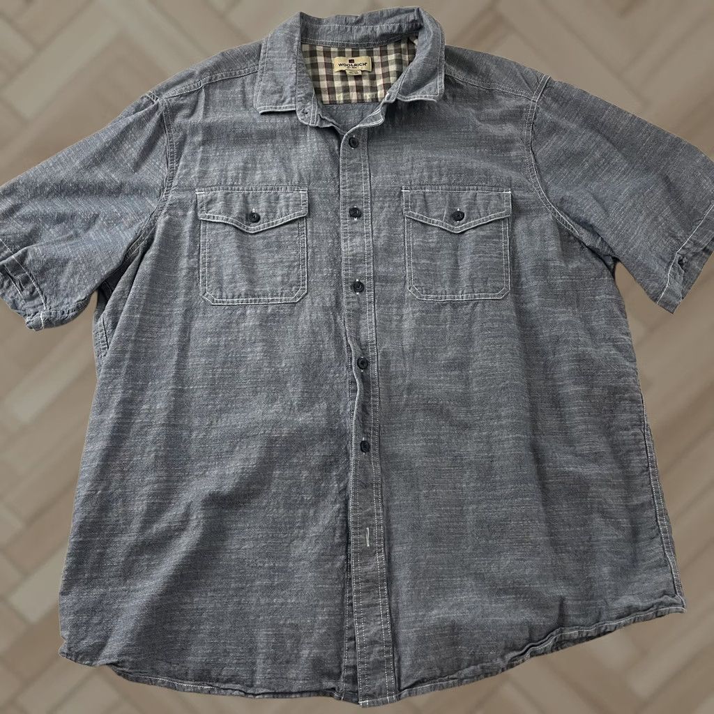 Vintage Woolrich Shirt Short Sleeve Button-Up Mens 2XL Blue Cotton Outdoor Pockets Button-Up Closure Solid Blue Size US XXL / EU 58 / 5 - 1 Thumbnail