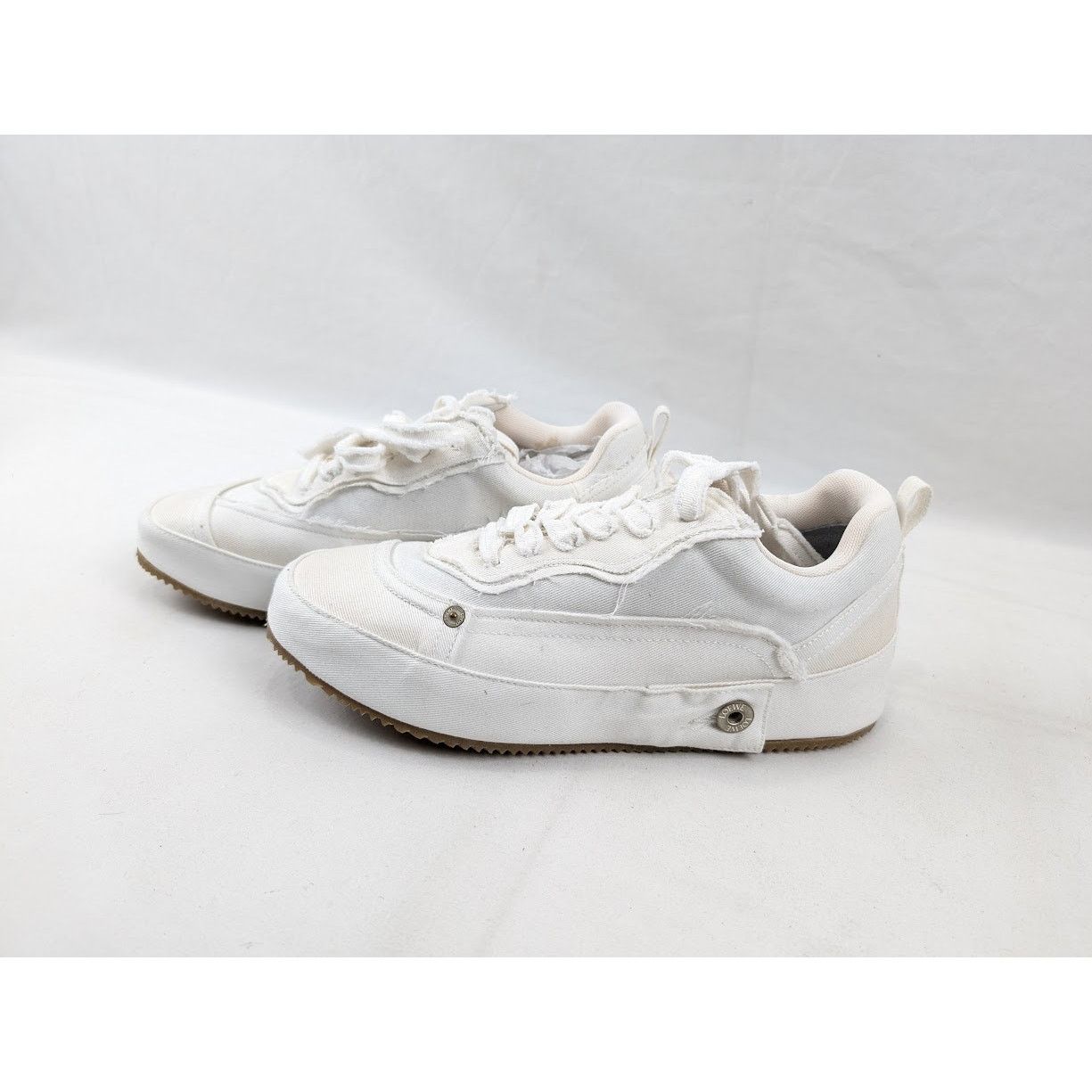 Loewe o1rshd1 Low-Top Cloth Sneakers in Blanco Size US 10 / EU 43 - 15 Thumbnail