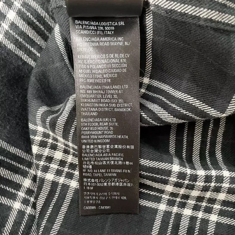 Balenciaga Balenciaga Black plaid shirt Size US S / EU 44-46 / 1 - 4 Thumbnail
