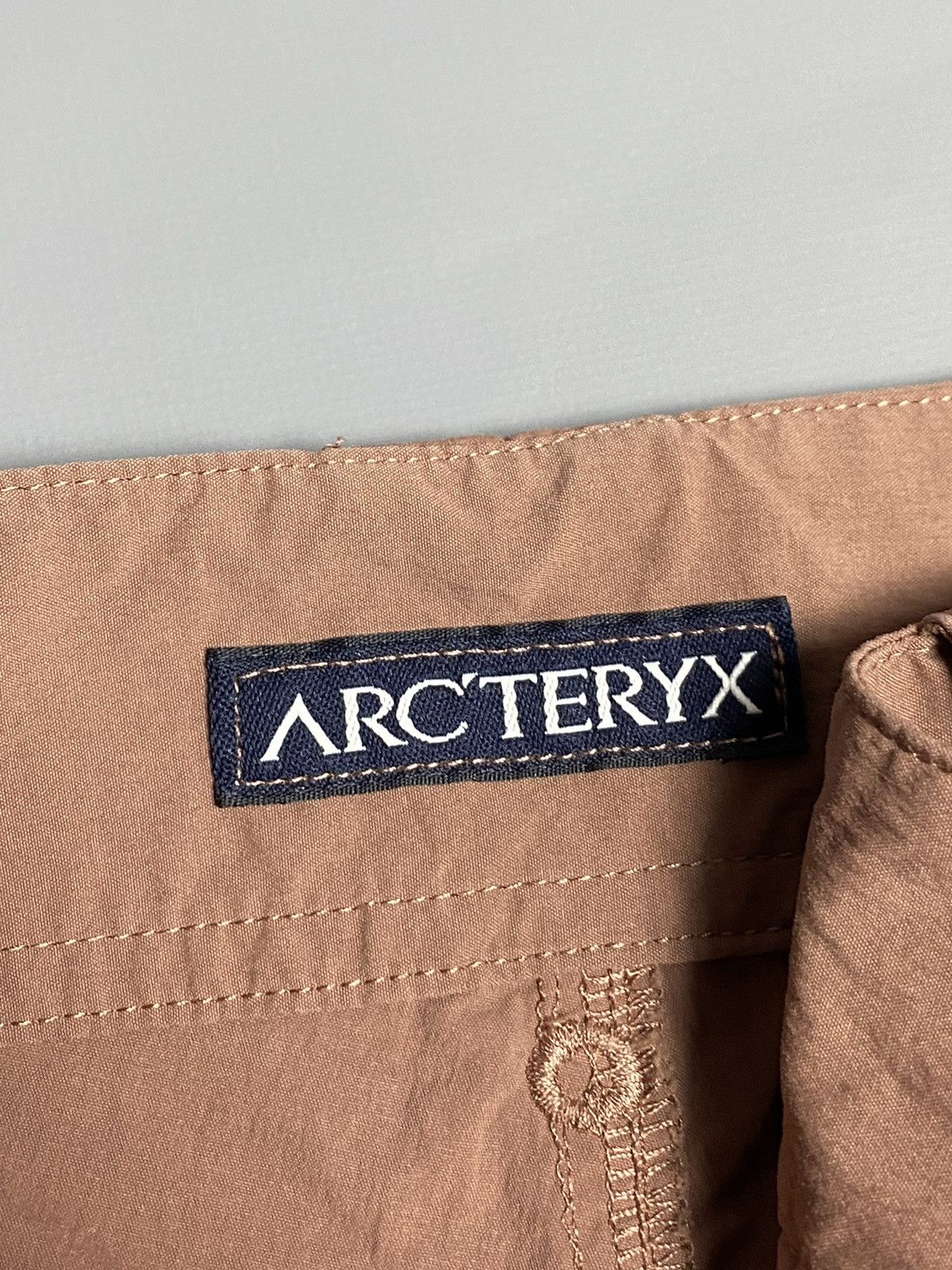 Arc'teryx Arc’teryx Outdoor Shorts Size 10 W33 Plum Brown Lightweight Size 32" / US 10 / IT 46 - 14 Thumbnail