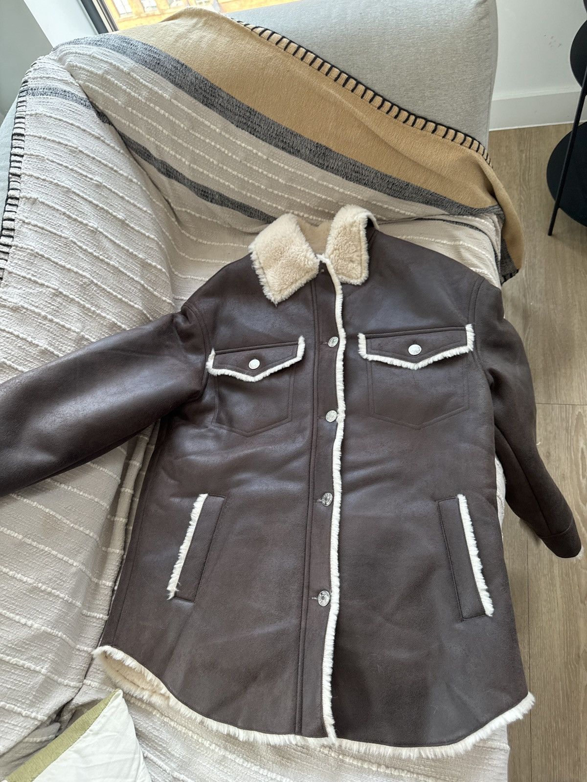Bershka Brand-new eco-friendly fur sample garment Size S / US 4 / IT 40 - 2 Thumbnail