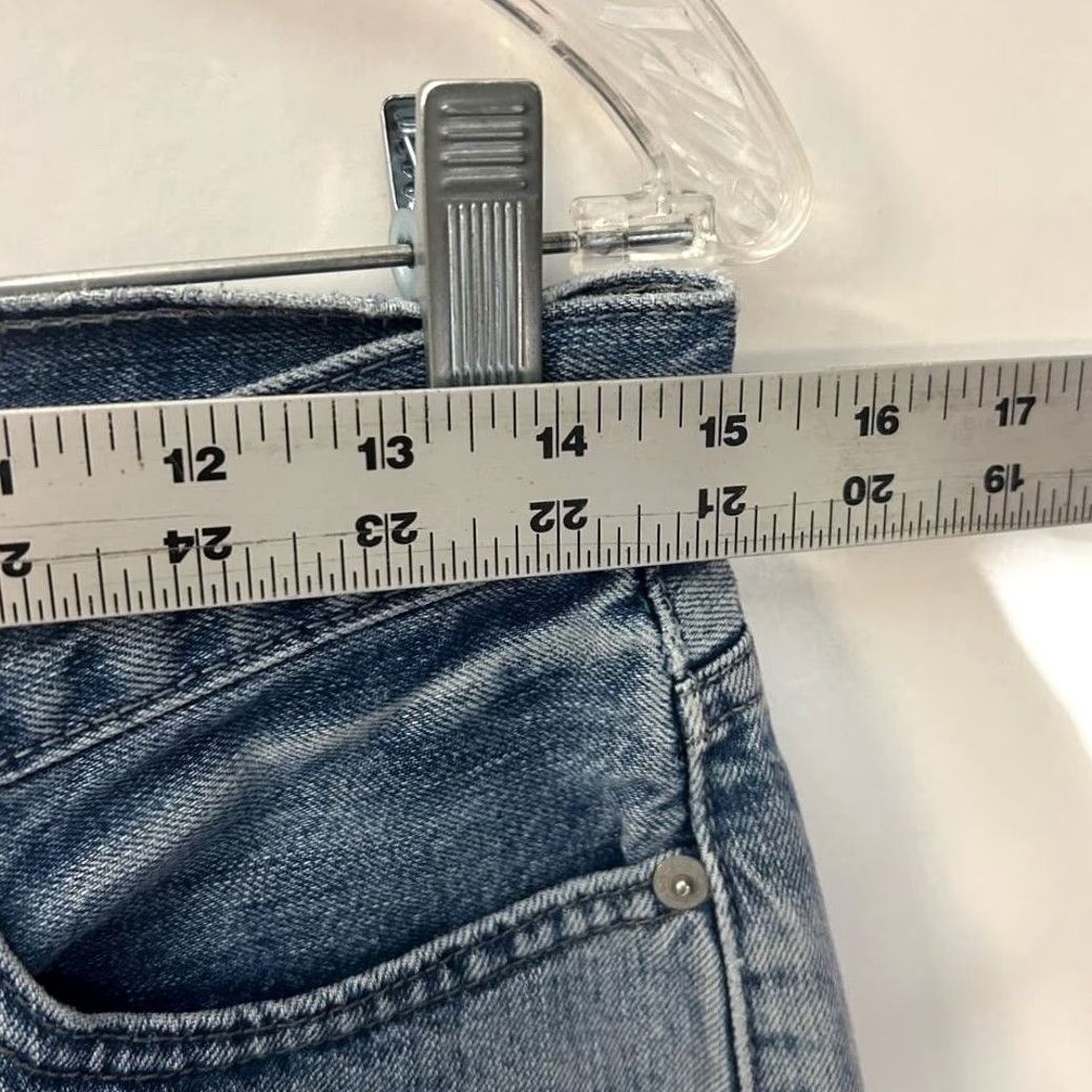 Levi's Levi's Jeans Mens Size 29x30 Blue Denim 5-pocket Straight Leg Casual Denim Jeans Mens 29x30 Blue Straight 5-pocket Levi's Jeans Size US 29 - 6 Thumbnail