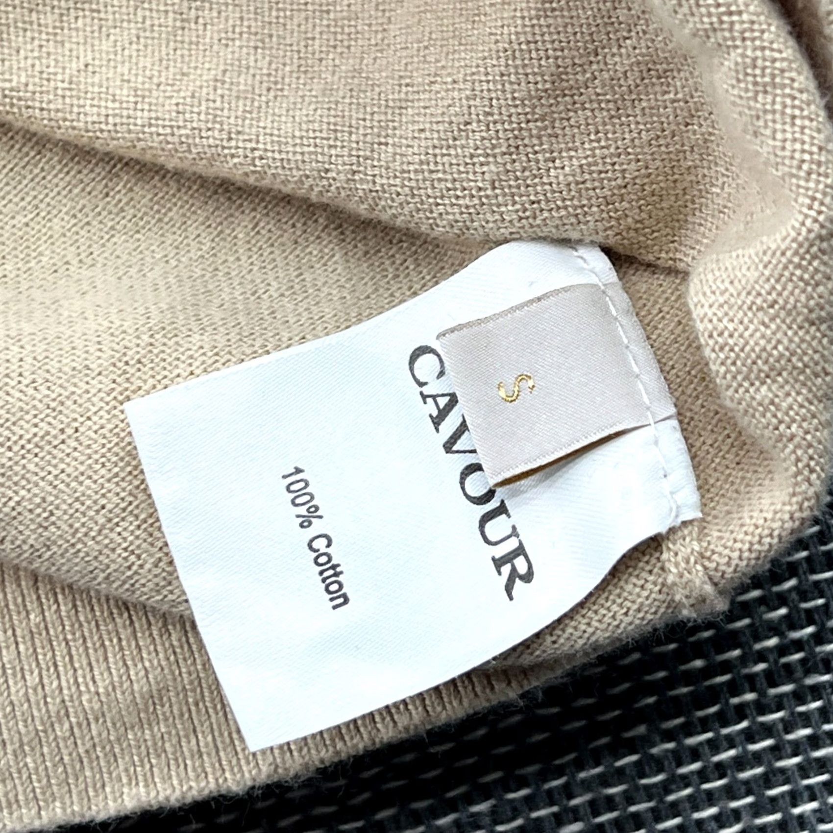 Vintage Cavour Mens Polo Shirt Small Beige Long Sleeves Made in Italy Button Up Shirt Mens Beige Long Sleeve Polo Size US S / EU 44-46 / 1 - 4 Thumbnail