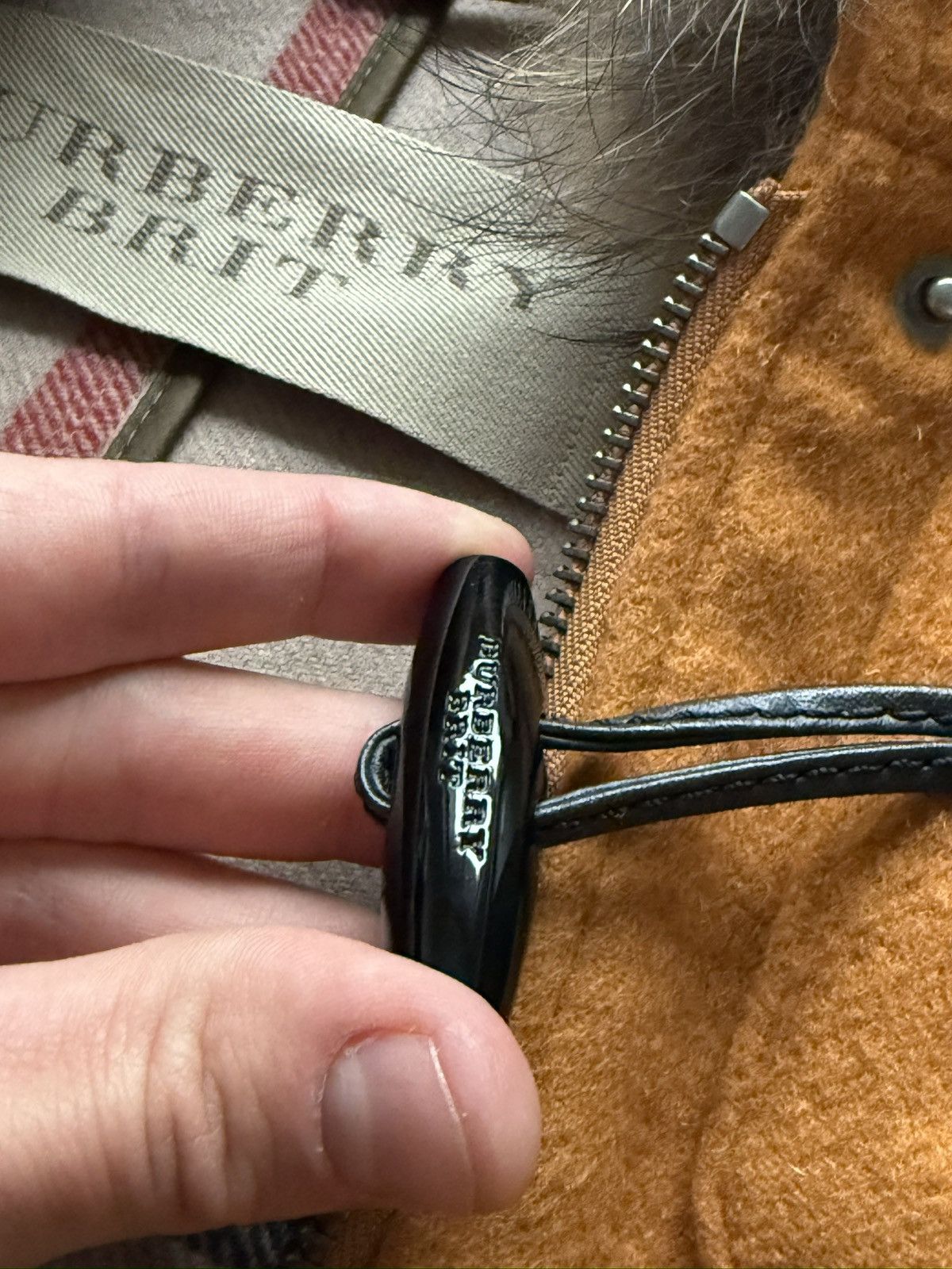 Burberry Coat Jacket Wool100% Burberry Brit with fur of raccoon Size L / US 10 / IT 46 - 4 Thumbnail