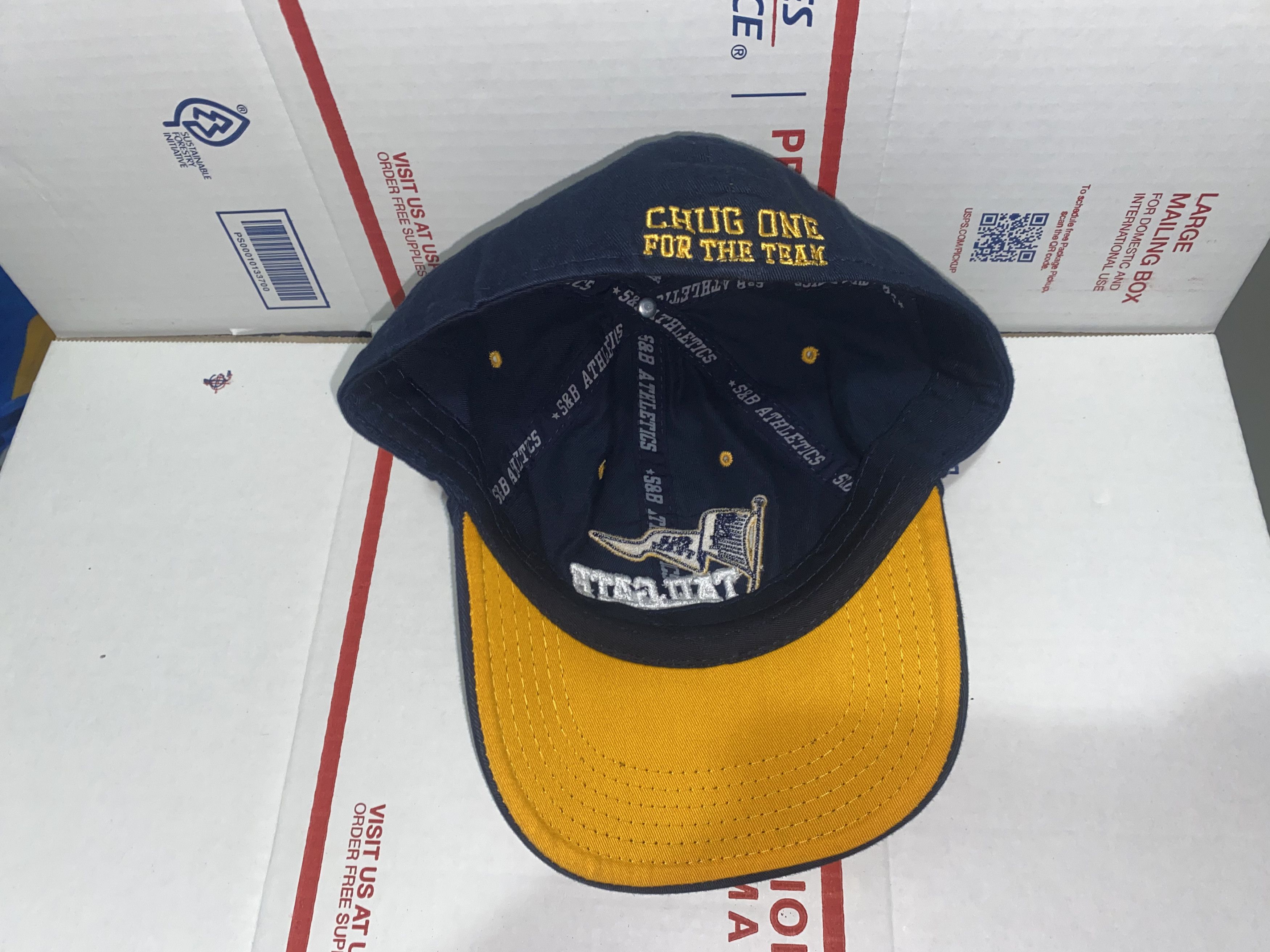 Steve And Barrys Novelty Sportswear Cap L Hat Tailgate Party Chug Beer TEAM ! Size ONE SIZE - 5 Thumbnail
