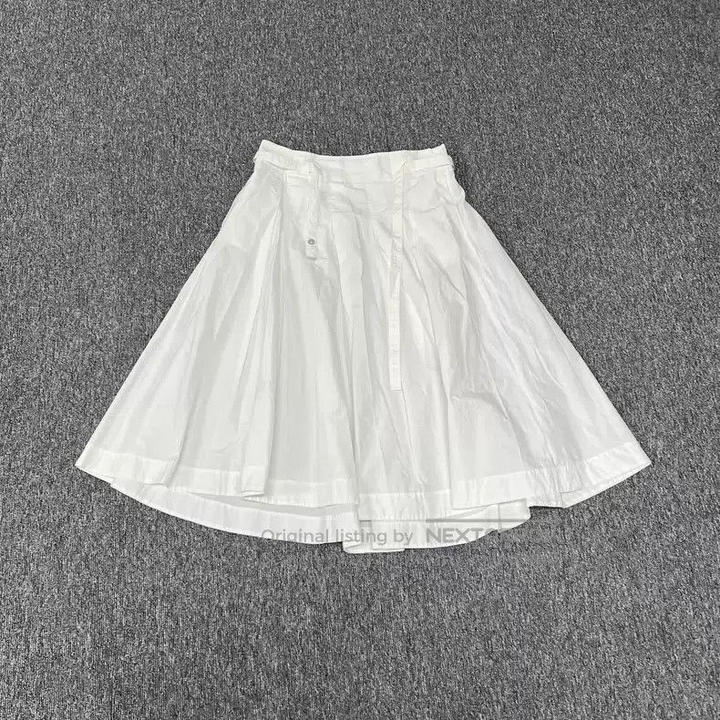 Loro Piana Loro Piana White Midi Skirt Size 27" / US 4 / IT 40 - 1 Thumbnail