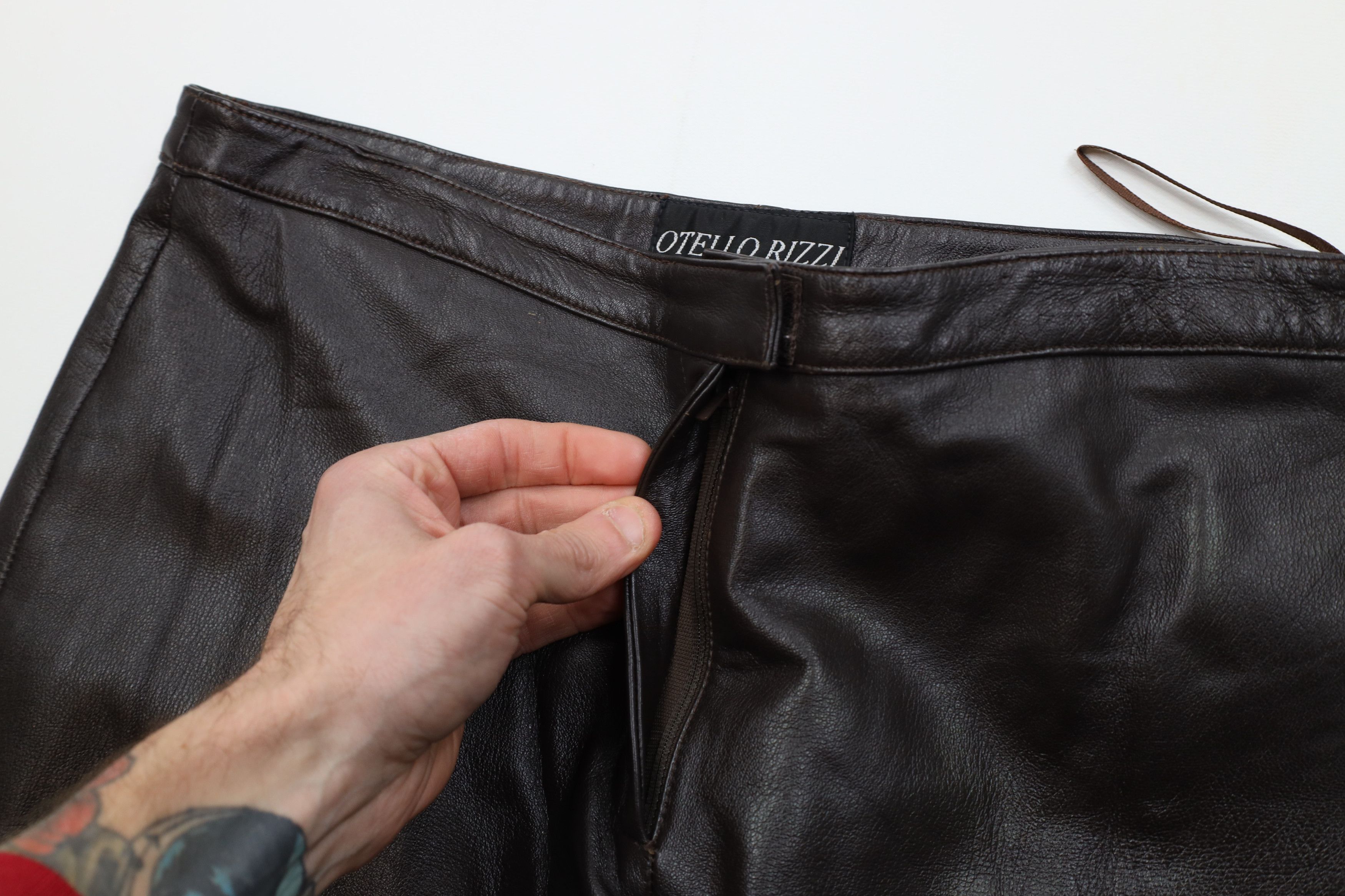 Vintage Vintage 90s Streetwear Flared Leather Pants Trousers Brown Size 34" / US 12 / IT 48 - 8 Thumbnail