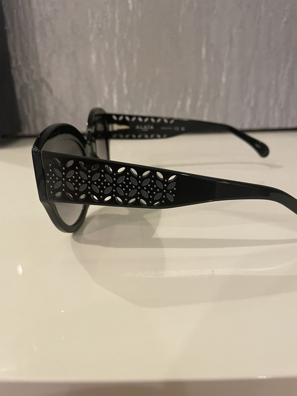Alaia × Vintage 💎 ALAÏA Oversized Cat Sunglassess OS Size ONE SIZE - 4 Thumbnail