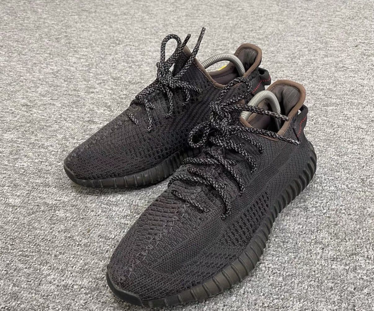 Adidas adidas Yeezy 350 V2 Black Angel Sneakers J16 Size US 8.5 / EU 41-42 - 2 Thumbnail