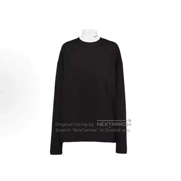 Japanese Brand Prada Color-Block Logo Turtleneck Sweater. Size US S / EU 44-46 / 1 - 1 Thumbnail