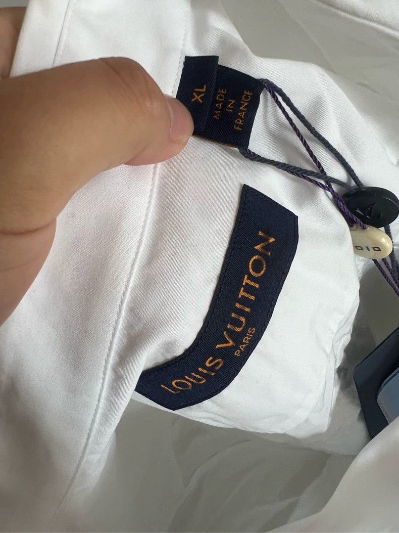 Louis Vuitton Louis Vuitton White short-sleeved shirt Size US XL / EU 56 / 4 - 3 Thumbnail