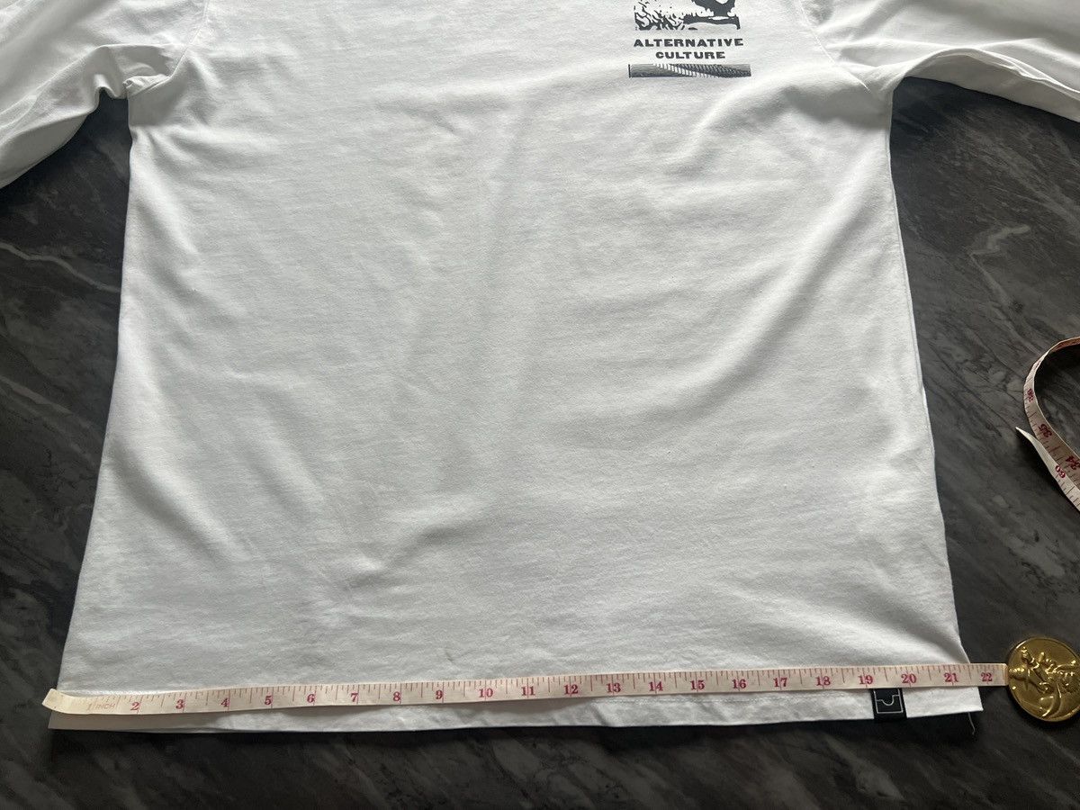 Pull & Bear Pull Bear : Urban Theory Alternative Culture Art Size US M / EU 48-50 / 2 - 12 Thumbnail