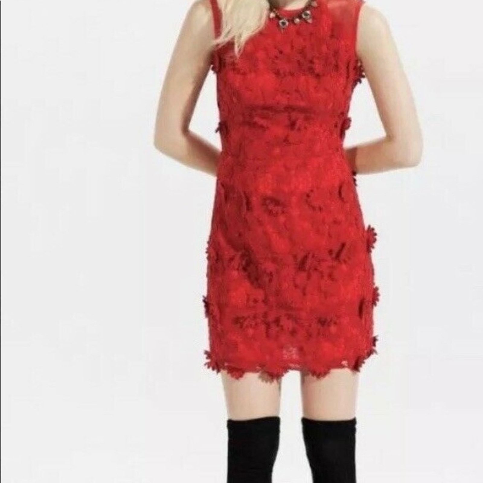 Anthropologie Anthropologie Thistlepearl red floral lace mini dress size 4 Size S / US 4 / IT 40 - 2 Thumbnail