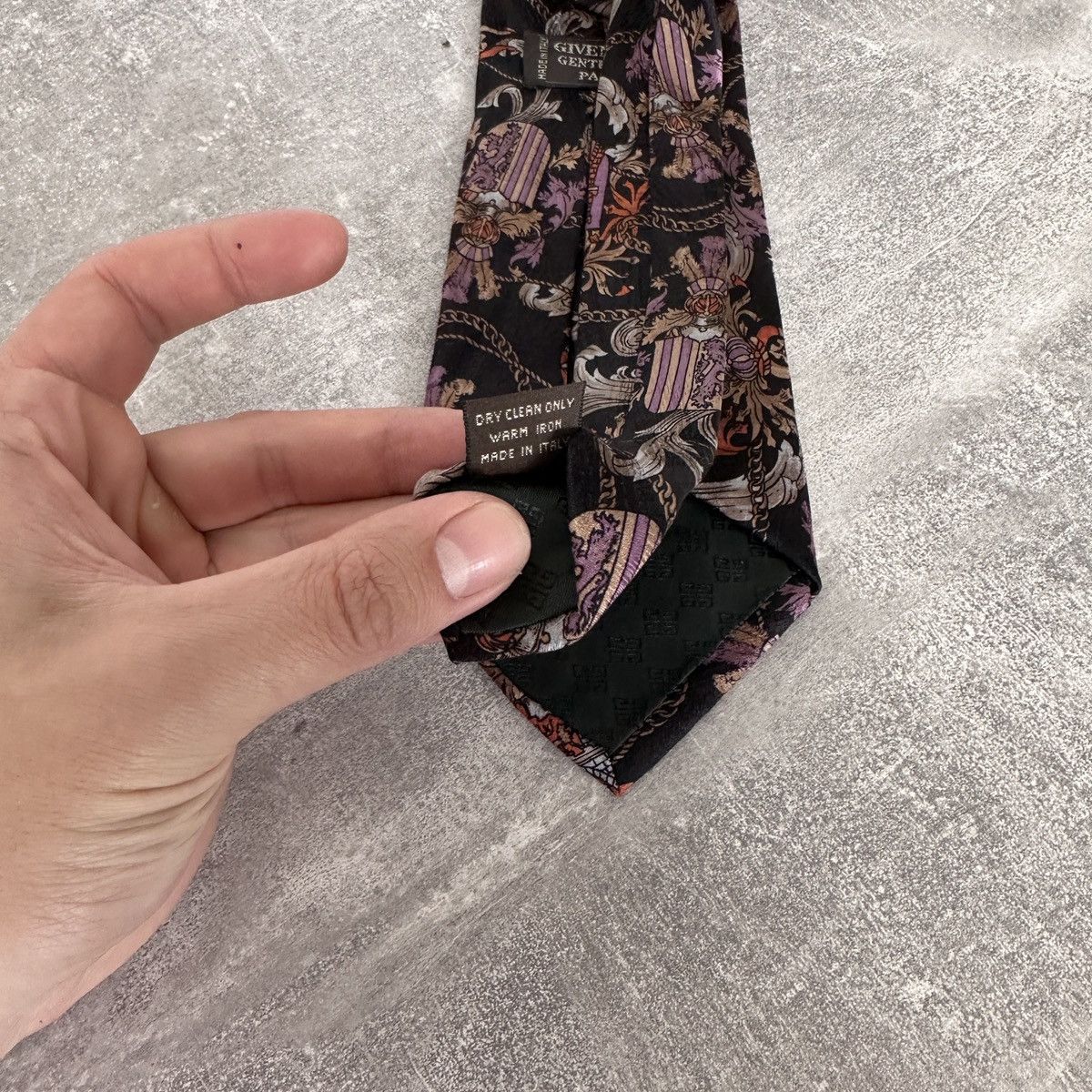 Vintage Vintage 90s Givenchy Silk tie rare print y2k luxury hype og Size ONE SIZE - 6 Thumbnail