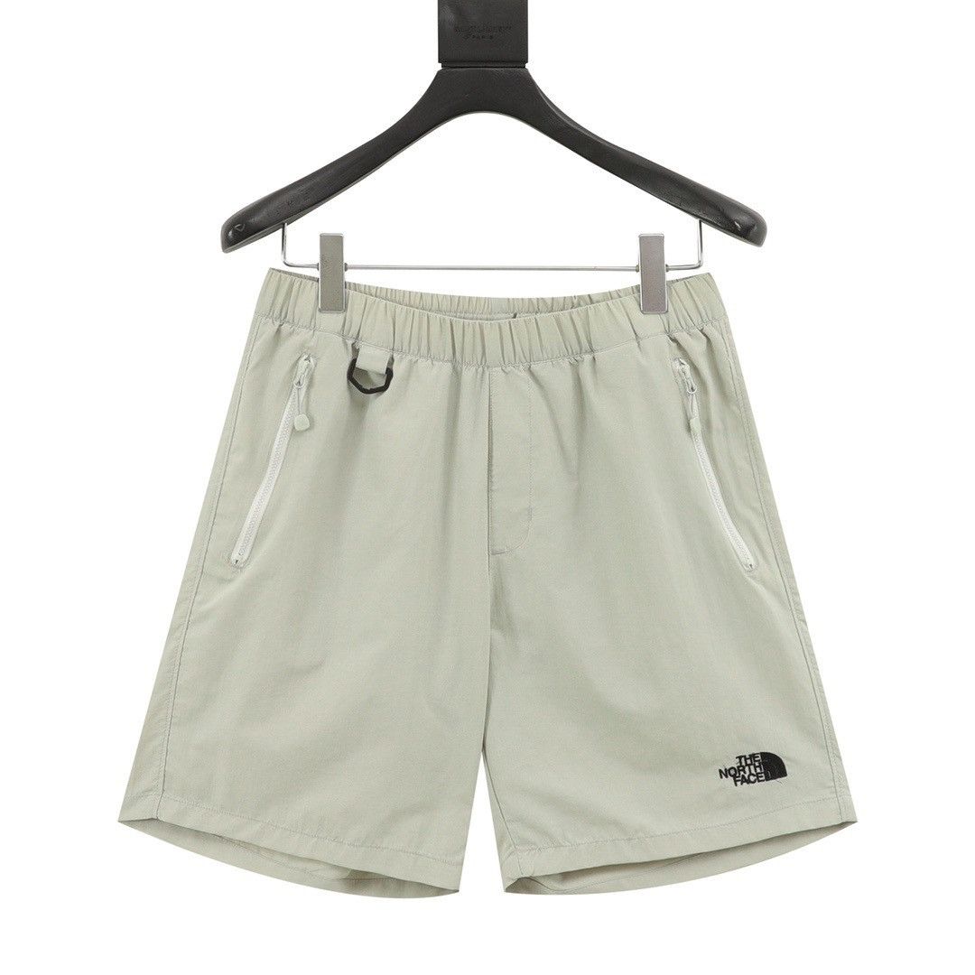 The North Face The North Face nylon shorts white zip-up pocket NEW W TAG- M Size US 32 / EU 48 - 1 Thumbnail