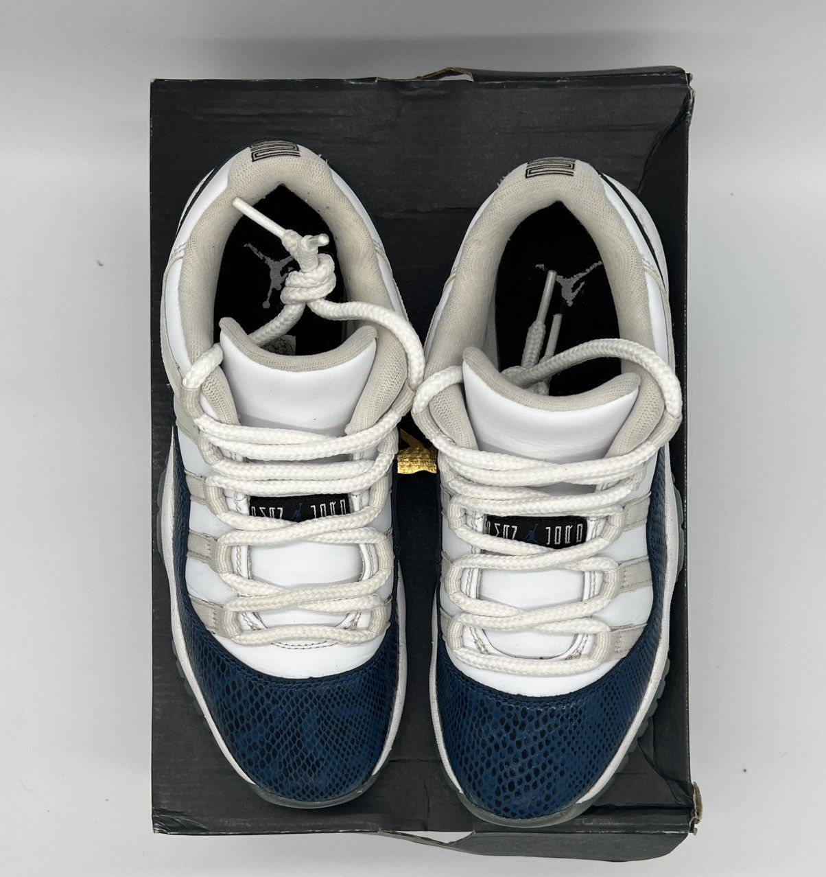 Jordan Brand Jordan 11 retro Snakeskin Navy GS Size US 5.5 / EU 38 - 4 Thumbnail