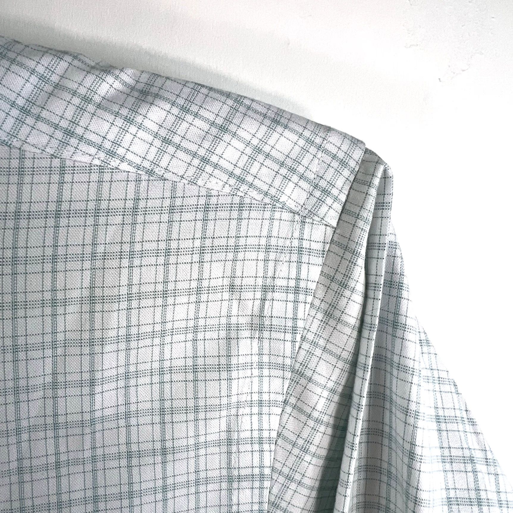 Brooks Brothers Brooks Brothers Regent Checked Button-Up Shirt Mens Size 17.5 34/35 Size US XL / EU 56 / 4 - 2 Thumbnail