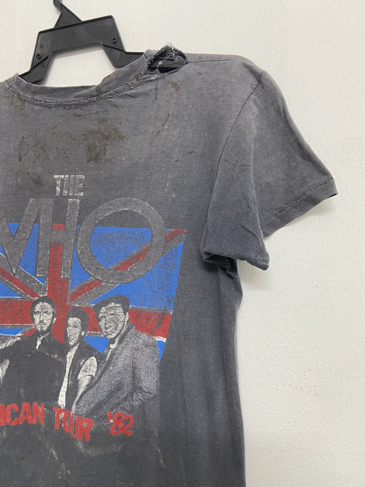Band Tees Vintage 1982 The Who American Tour Sun Faded Tee Size US S / EU 44-46 / 1 - 7 Thumbnail