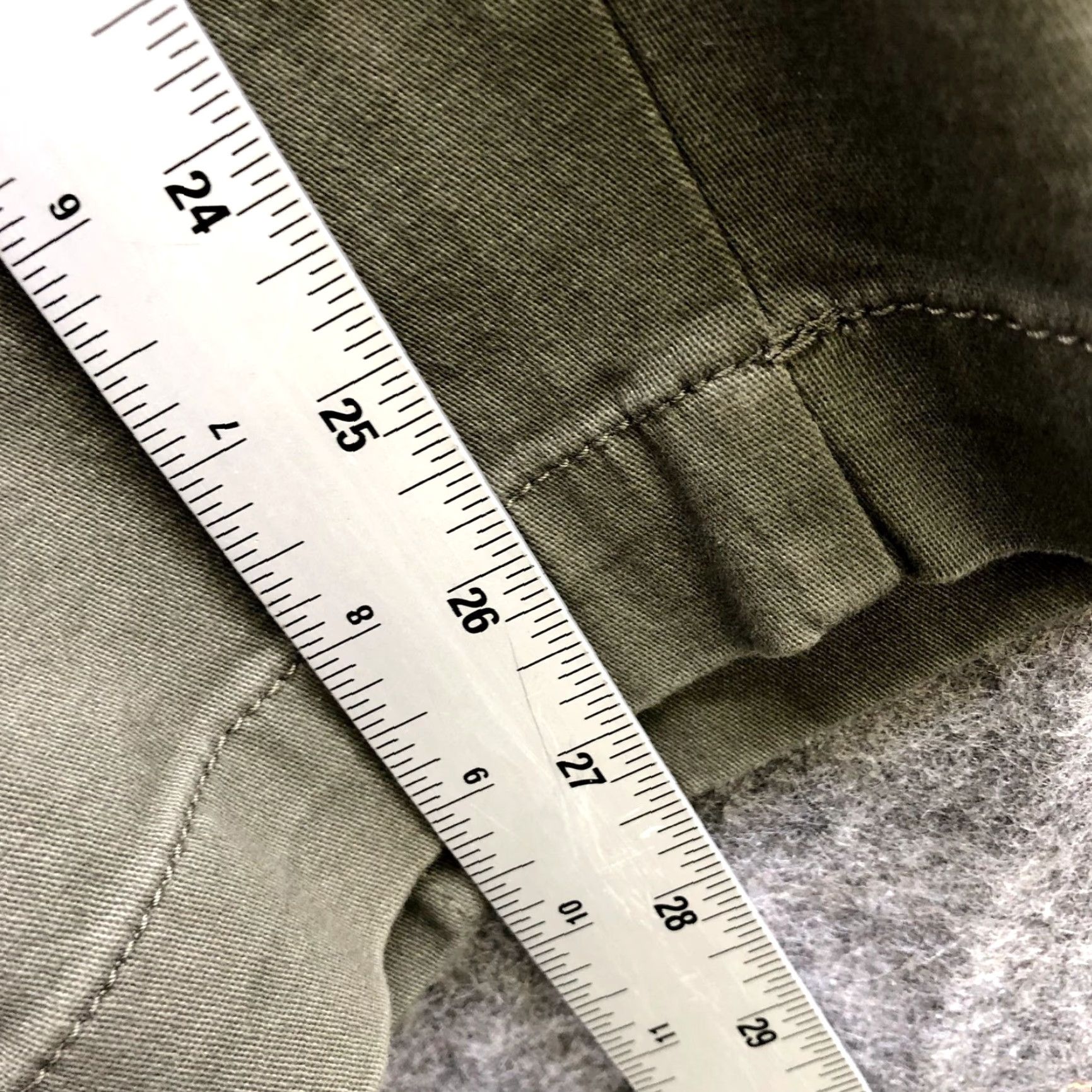 Vintage Bar lll Chino Pants Womens 18W Army Green Elastic Waistband Stretch Tapered Crop Pants Womens Chino Army Green 18W Stretch Crop Bar lll Size 40" / US 18 - 7 Thumbnail