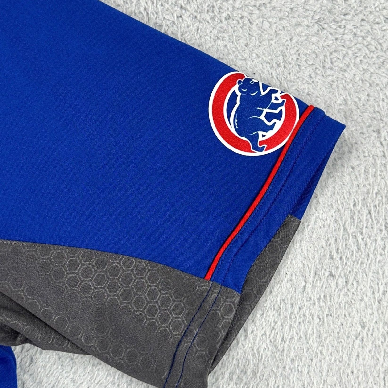 Vintage VINTAGE Chicago Cubs Majestic Polo Shirt XL Blue Grey Short Sleeve Rugby Mens Size US XL / EU 56 / 4 - 6 Thumbnail