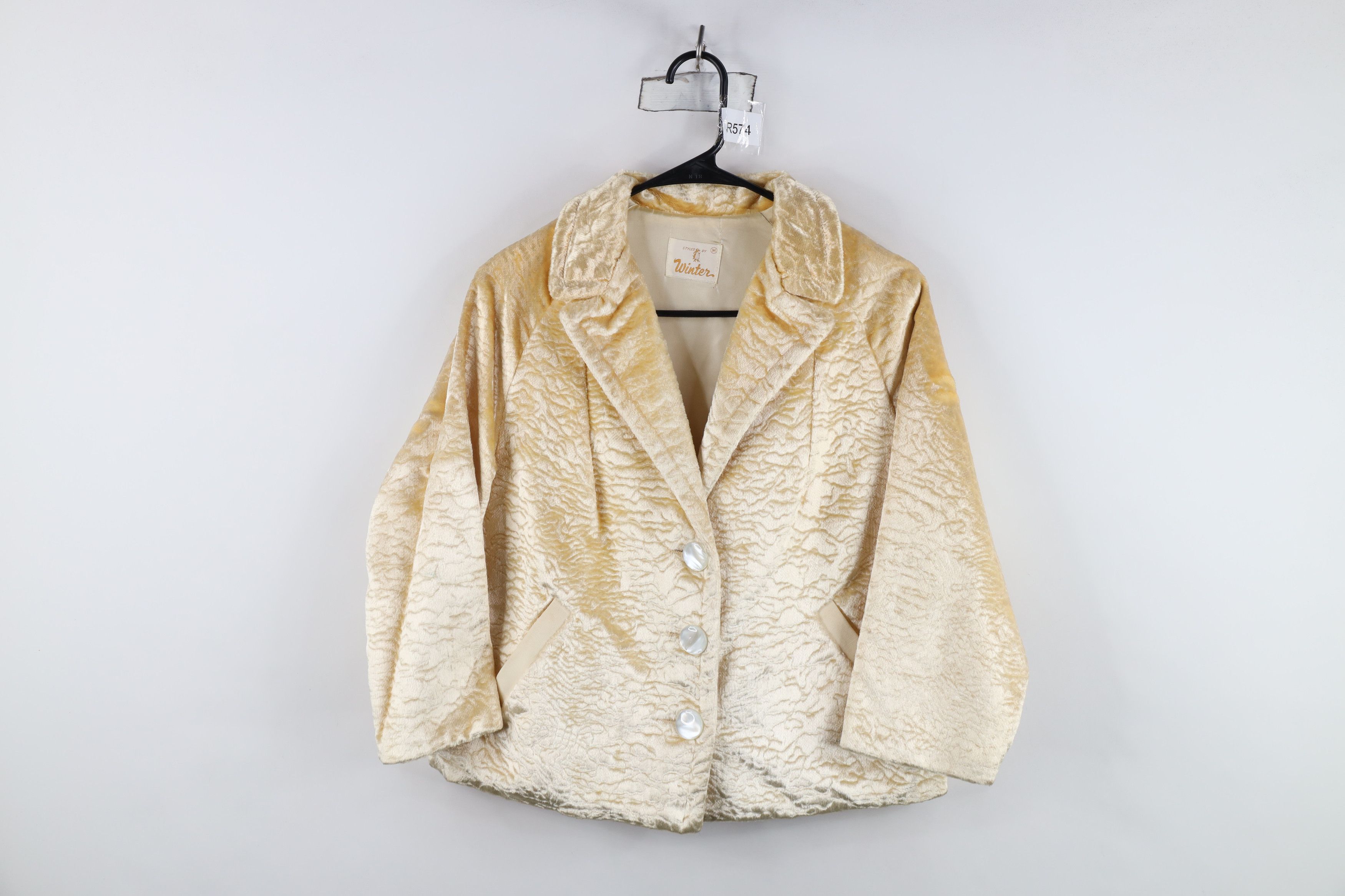 Vintage Vintage 50s 60s Streetwear Velvet Flower Jacket USA Cream Size M / US 6-8 / IT 42-44 - 1 Thumbnail