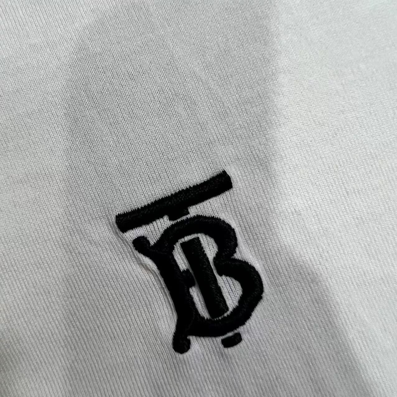 Burberry Burberry Short-Sleeve T-Shirt Size US M / EU 48-50 / 2 - 4 Thumbnail