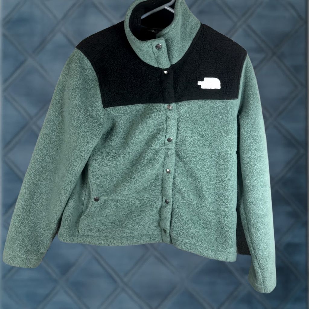The North Face The North Face Fleece Jacket Womens S Green Snap Front Pockets Outdoor Warm Jacket Size S / US 4 / IT 40 - 1 Thumbnail
