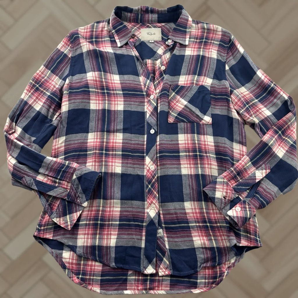 Rails Rails Hunter Long Sleeve Plaid Button-Up Women's Small Pink Blue Shirt Size S / US 4 / IT 40 - 1 Thumbnail