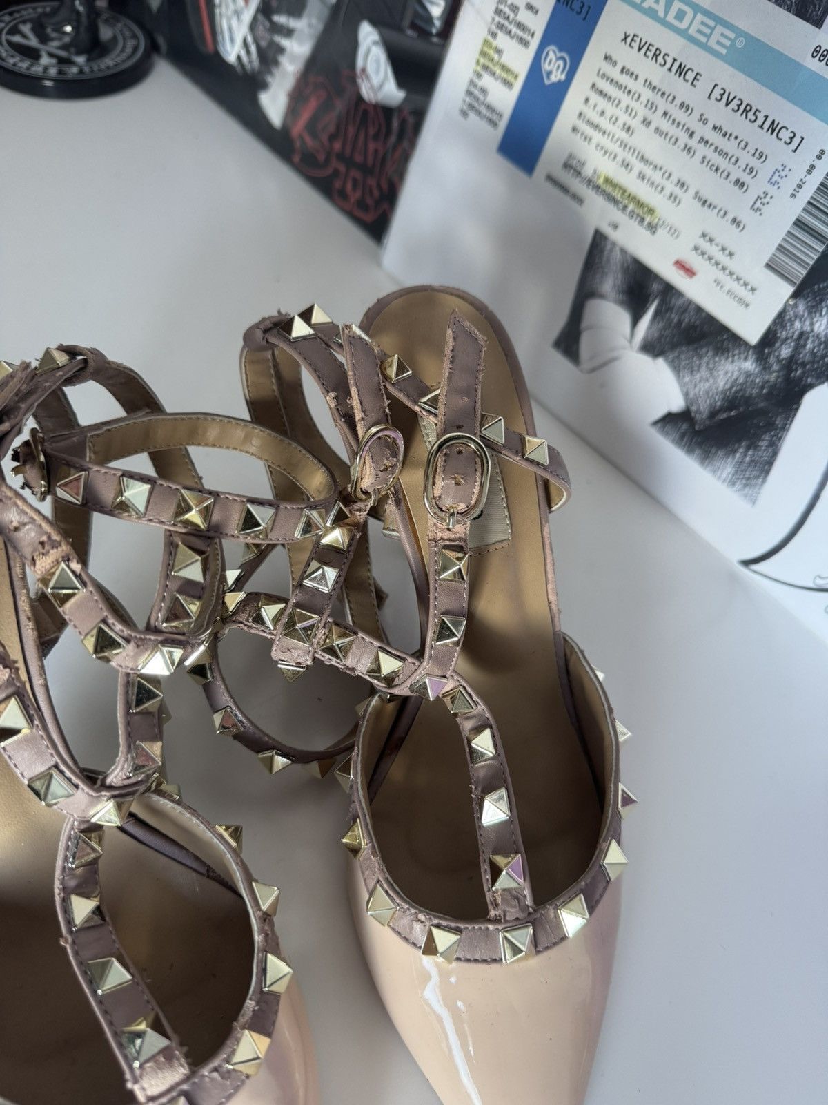 Valentino Valentino Garavani Rockstud Patent Leather Heels – Nude Size US 7 / IT 37 - 6 Thumbnail