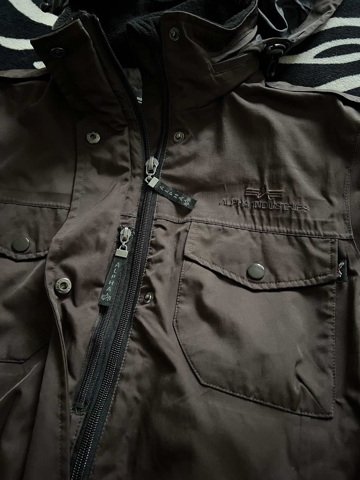 Alpha Industries Alpha Industries ski jacket rare vintage belted size M Size M / US 6-8 / IT 42-44 - 8 Thumbnail