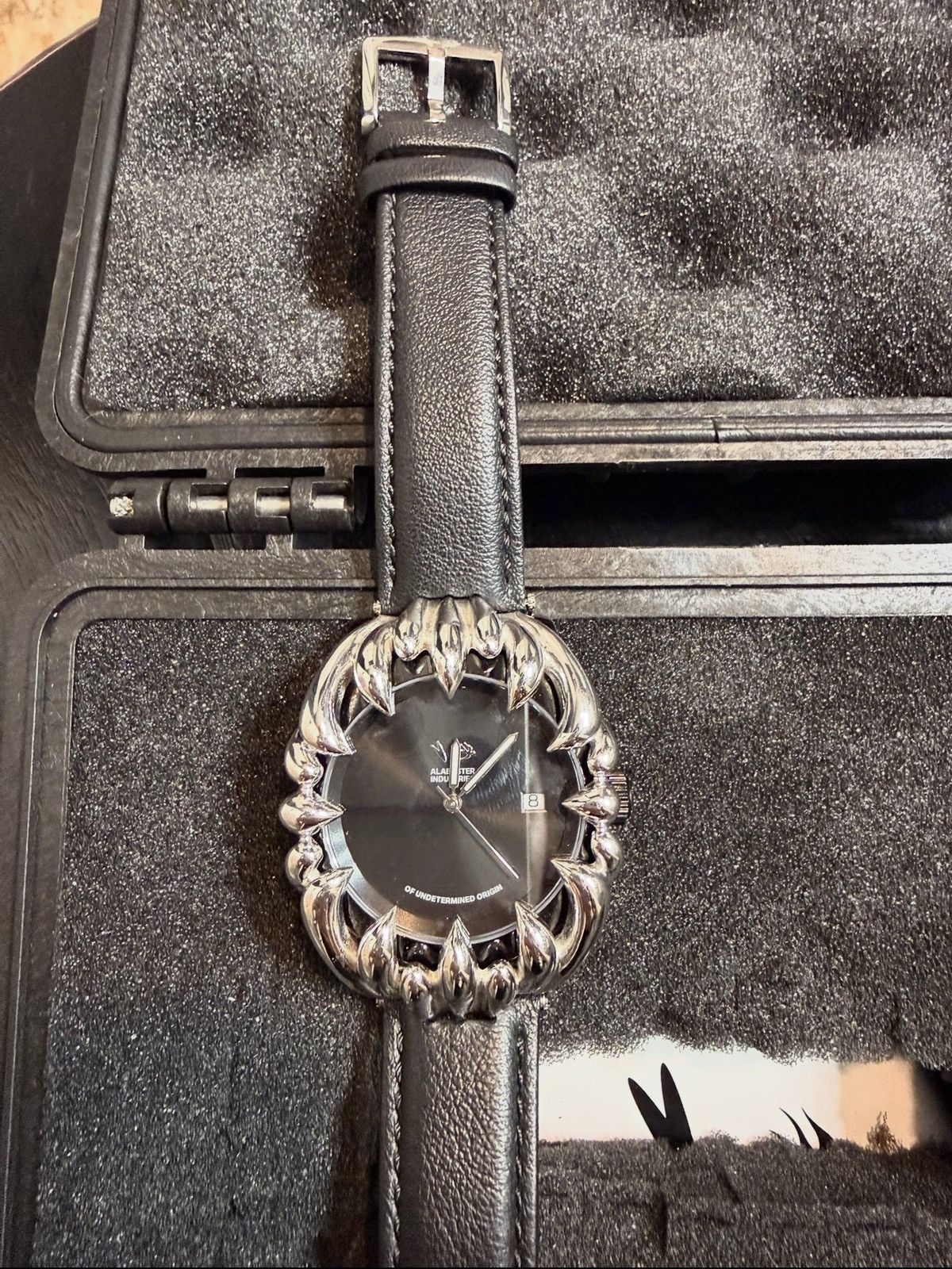 Alabaster Industries Alabaster Watch Size 36 - 3 Thumbnail