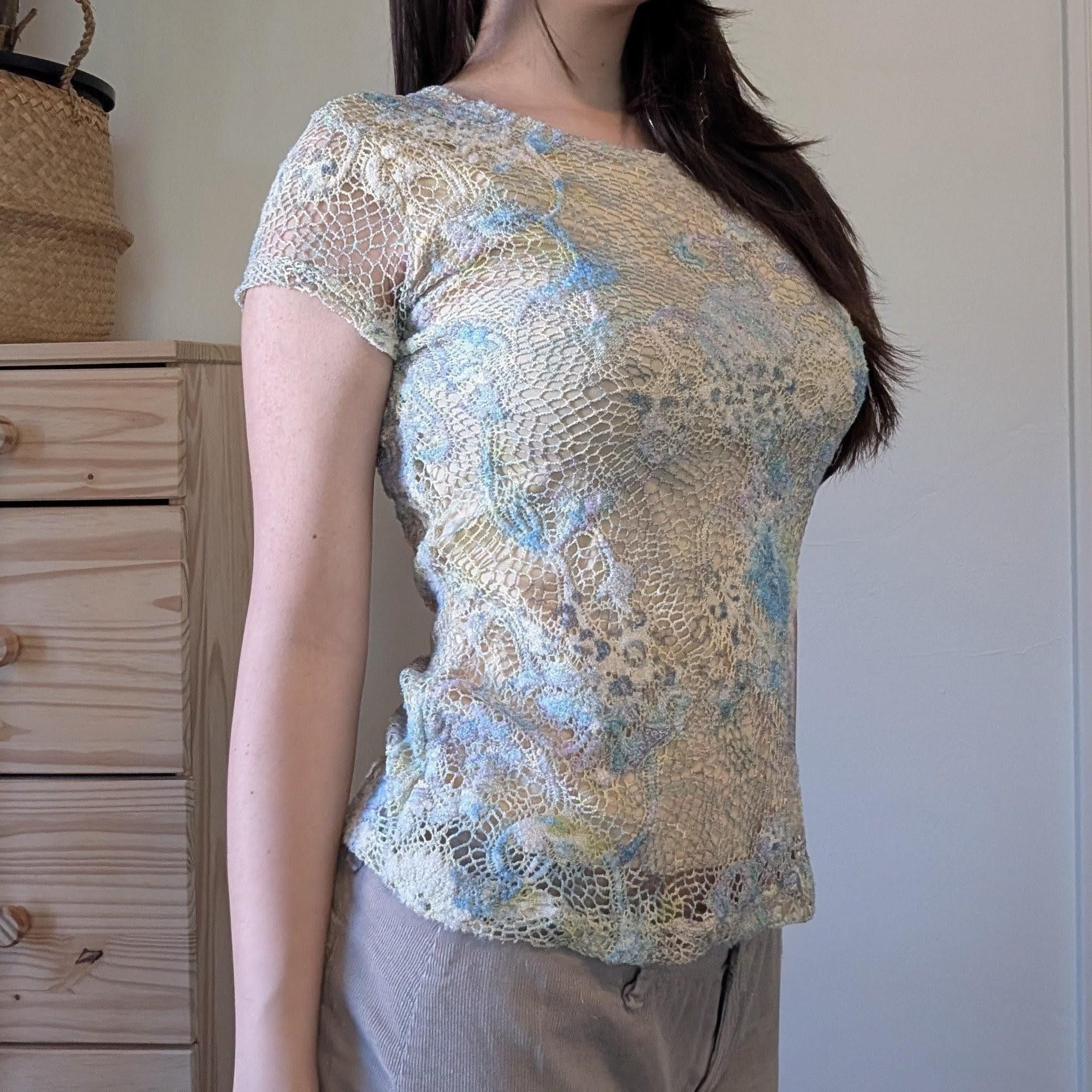 Vintage Y2K Crochet Lace Knit Top, 2000s Fitted Paisley Leopard Mesh Size M / US 6-8 / IT 42-44 - 1 Thumbnail
