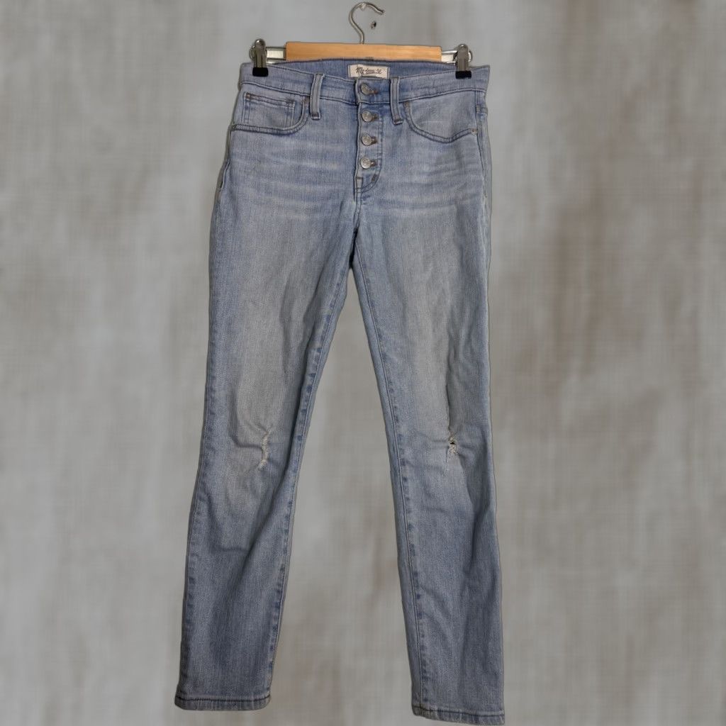 Madewell Madewell Women's Size 25 9" High-Rise Skinny Distressed Light Wash Jeans Size 42" / US 20 - 1 Thumbnail