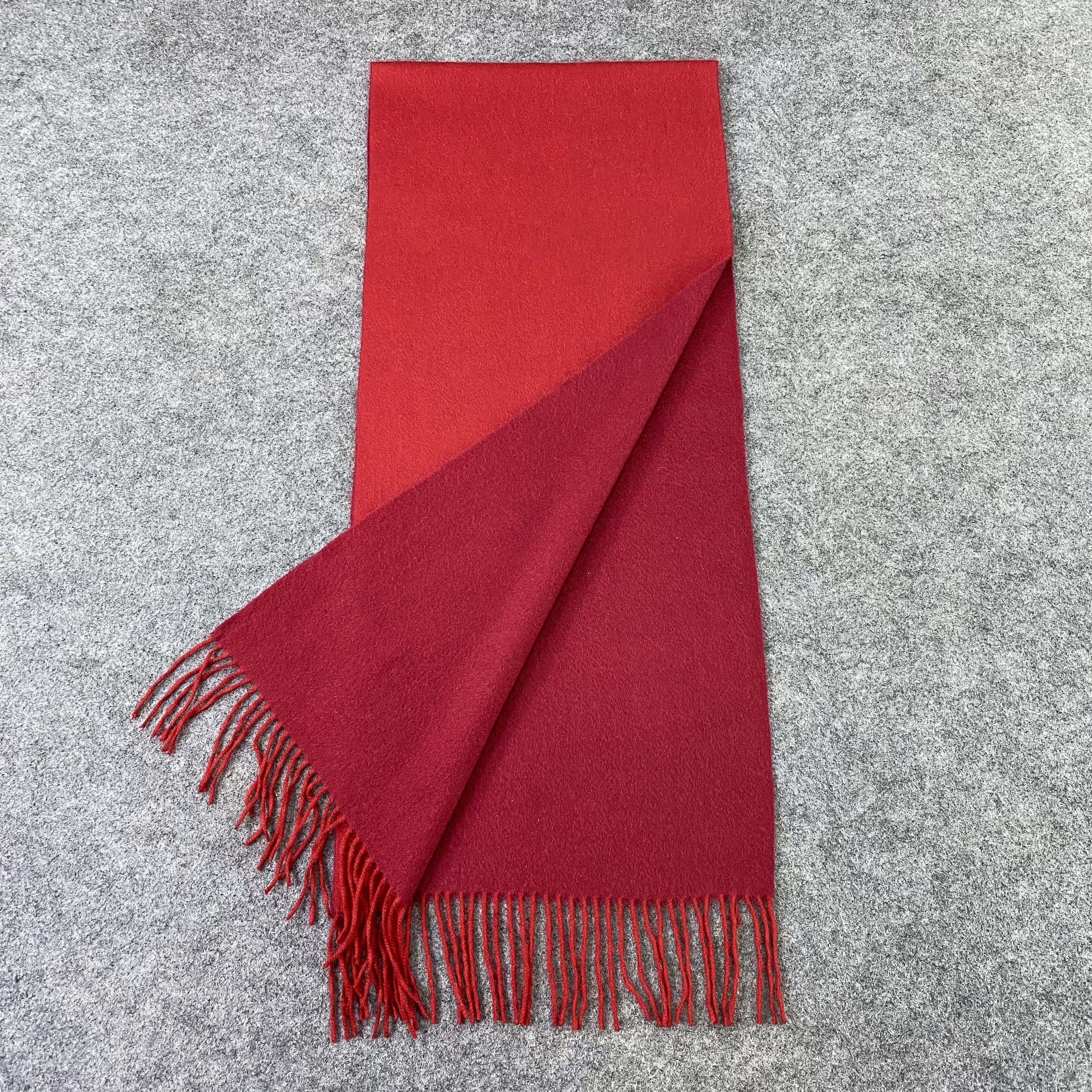 Givenchy Givenchy Scarf / Muffler / Neckwear - K027 Size ONE SIZE - 3 Thumbnail