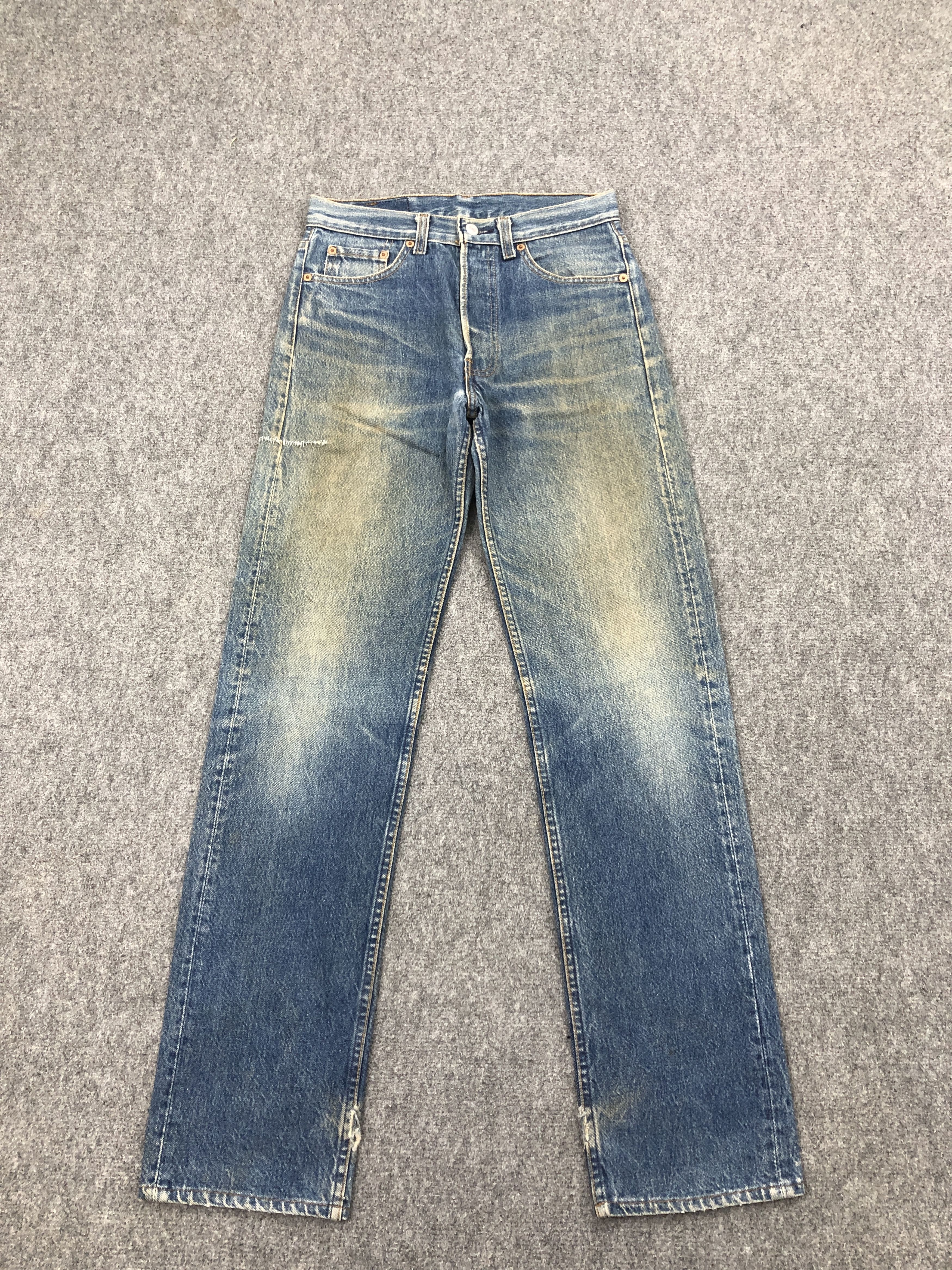 Levi's × Vintage Rusty Faded Blue Vintage 90s Levis 501 Jeans Size US 28 / EU 44 - 1 Thumbnail