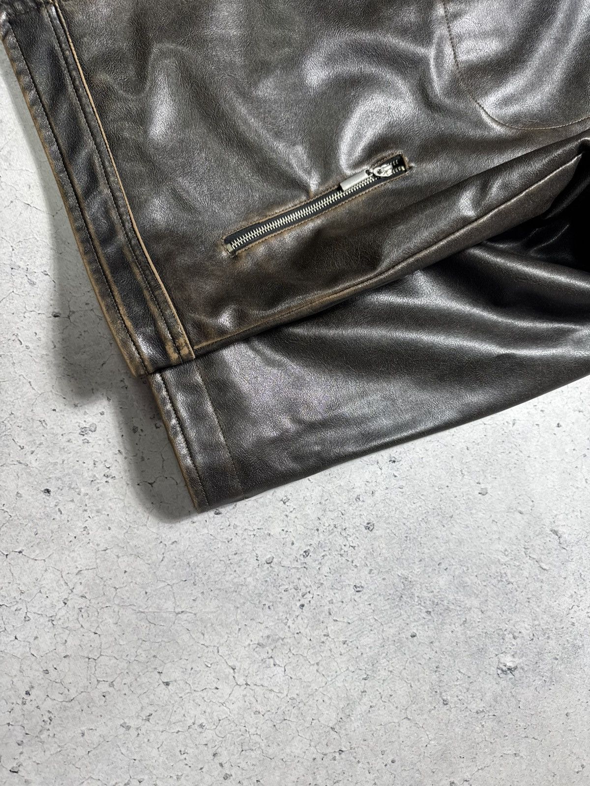 Emporio Armani Armani Jeans Vintage Leather Jacket Big Logo Brown Size US L / EU 52-54 / 3 - 3 Thumbnail