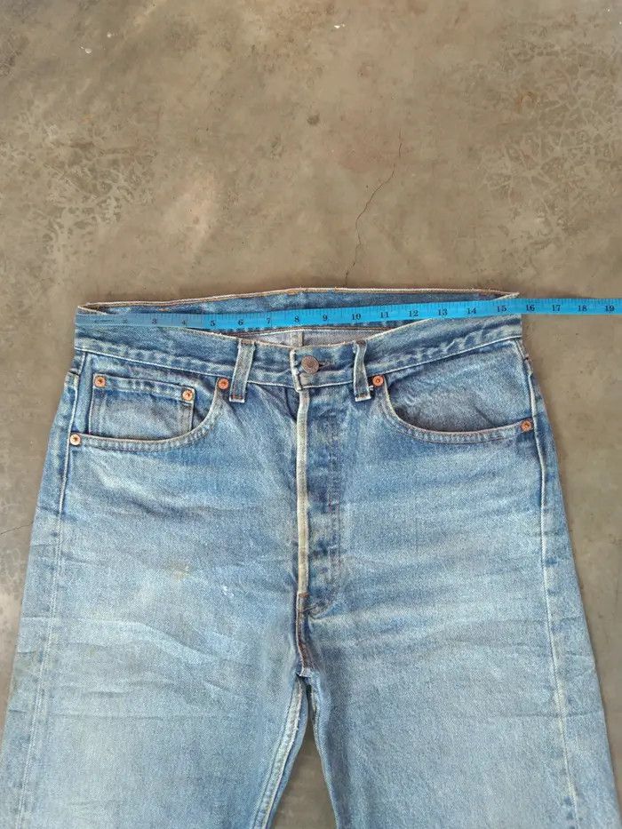 Levi's 80s Vintage Levis 501 xx Made In USA Distressed Jeans 31x29 Size US 31 - 8 Thumbnail