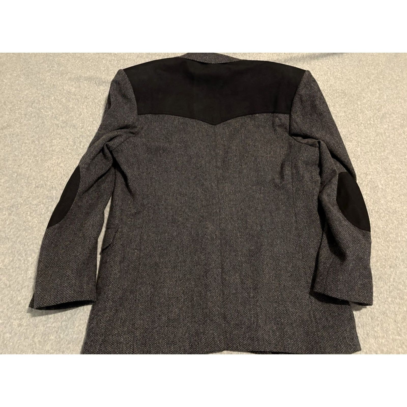 Pendleton Pendleton Western Tweed Wool Jacket Blazer Sport Coat Elbow Patch Gray Black 44L Mens Long Wool Tweed 2 Button Western Theme Size 44R - 7 Thumbnail