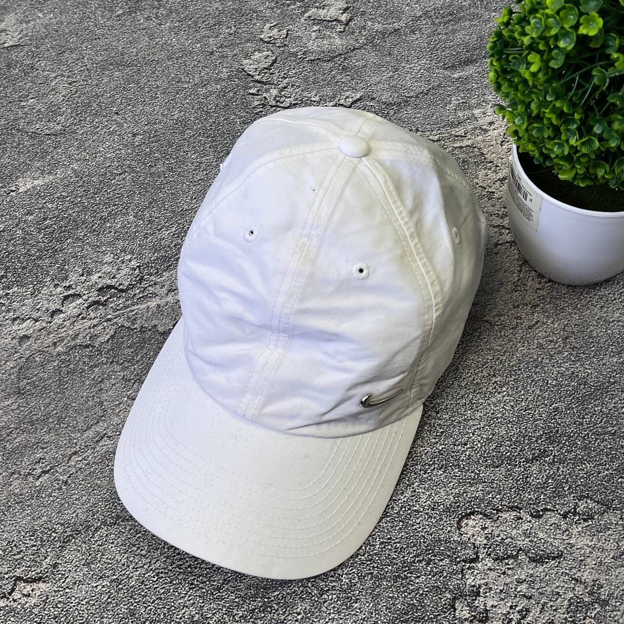 Nike Vintage White Nylon Nike Metal Swoosh Baseball Hat Cap Size ONE SIZE - 2 Thumbnail