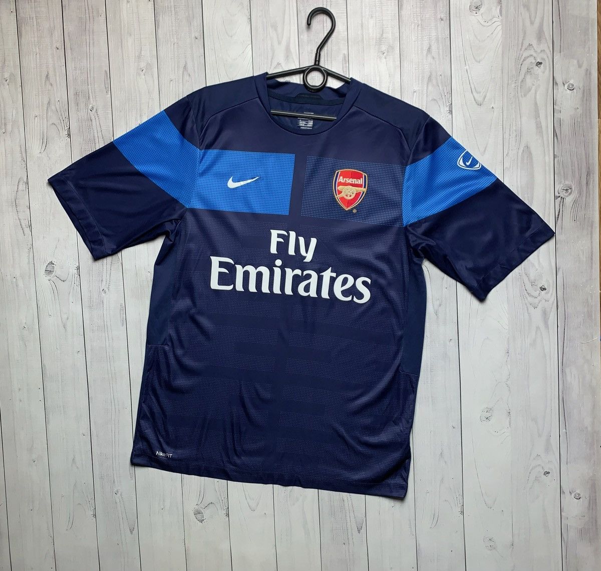 Nike × Vintage Vintage Nike Arsenal soccer jersey size M blue Size US M / EU 48-50 / 2 - 1 Thumbnail