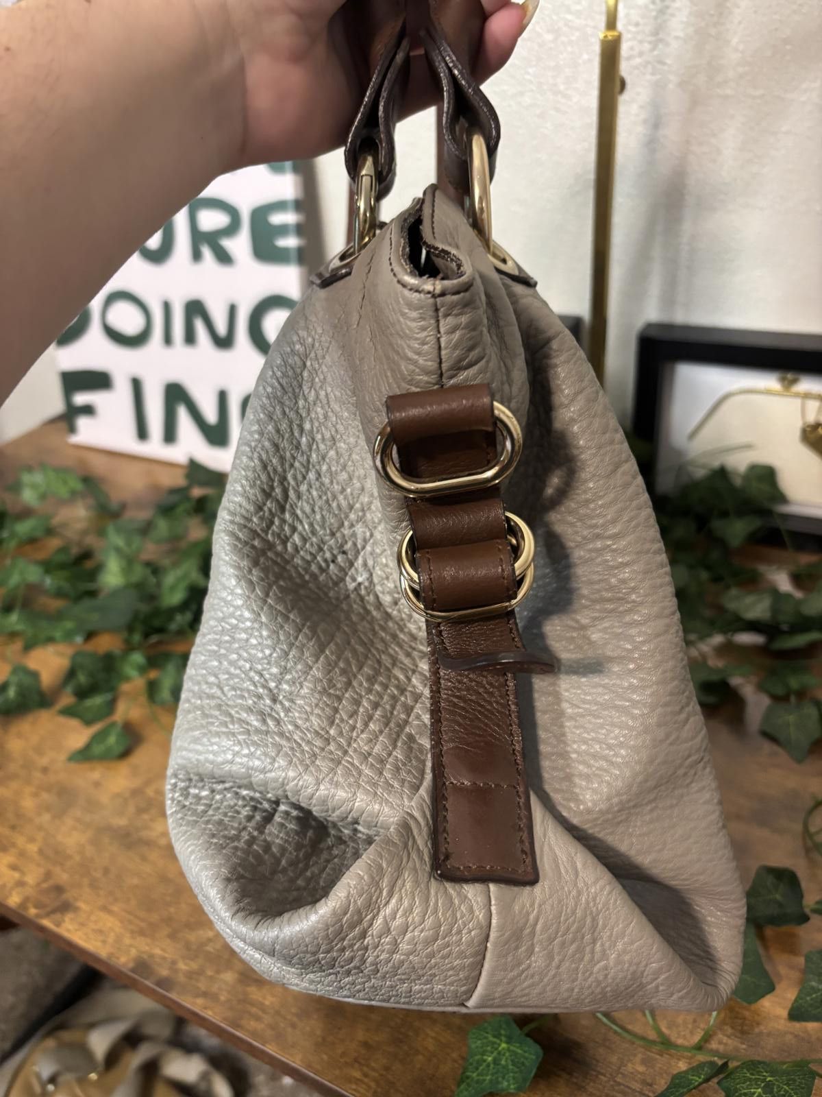 Other Taupe Greige Pebbled Leather Tote Gold Hardware Size ONE SIZE - 3 Thumbnail