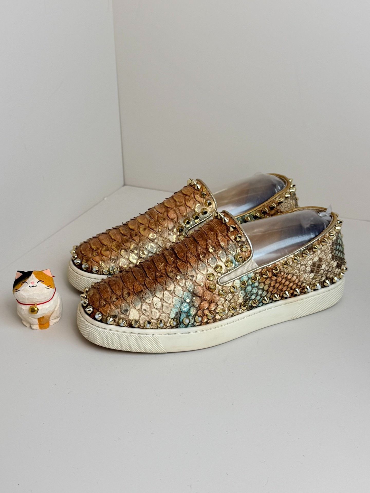 Christian Louboutin Christian Louboutin Tie-Dye Gradient Multi Lowtop Sneaker... Size US 6 / IT 36 - 1 Thumbnail