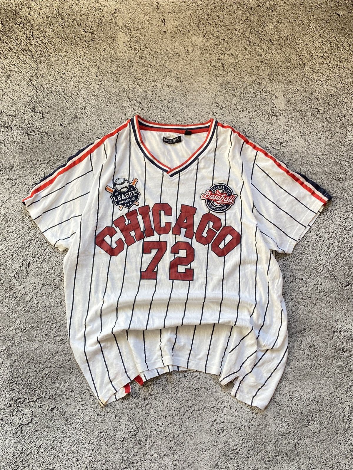 Japanese Brand × Vintage Vintage Chicago Y2K Baseball Distressed Tee Size US XL / EU 56 / 4 - 1 Thumbnail