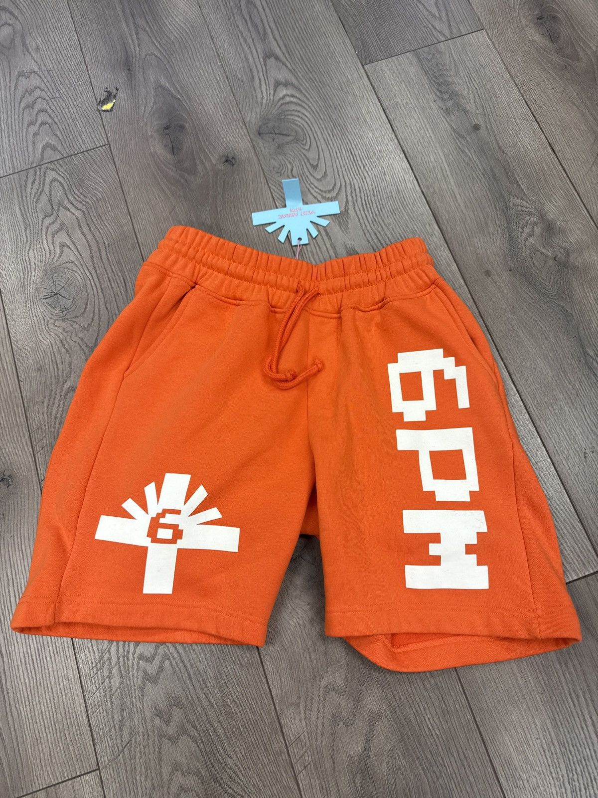 Vertabrae Vertebrae 6pm orange sweat shorts medium Size US 32 / EU 48 - 1 Thumbnail